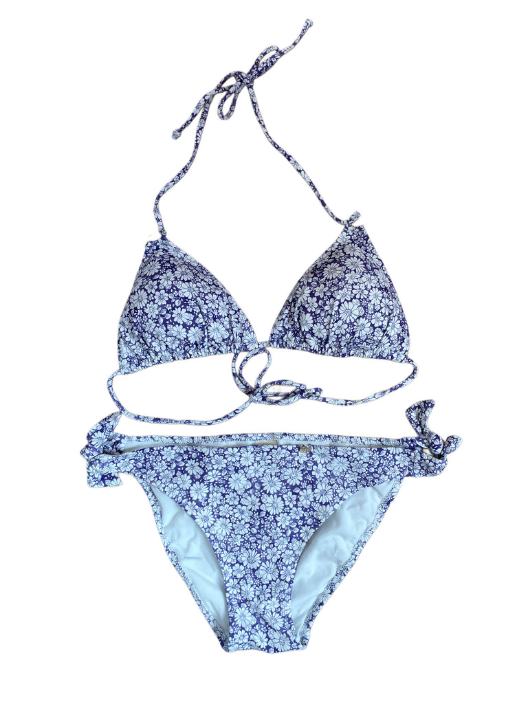 BIKINI LILA/WEISS MIT BLUMEN